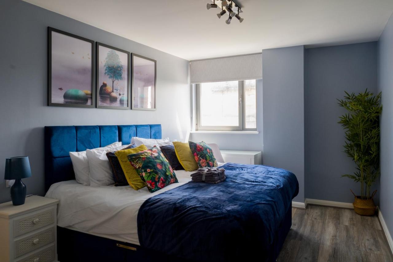 Pahuna Ghar Birmigham City 2 Bedroom Apartment- Short To Mid Term Let-Free Secure Parking Birmingham Exteriér fotografie